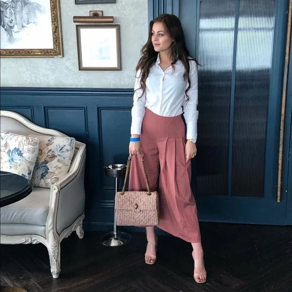 Zara high waisted pleated pants Bloggers fav - Picture 3 of 8